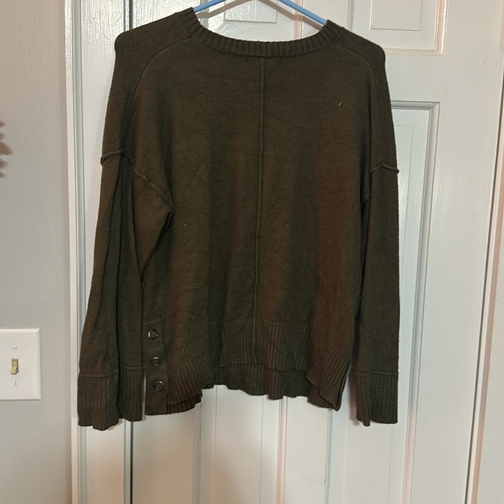 Altar’d state sweater - Picture 3 of 3